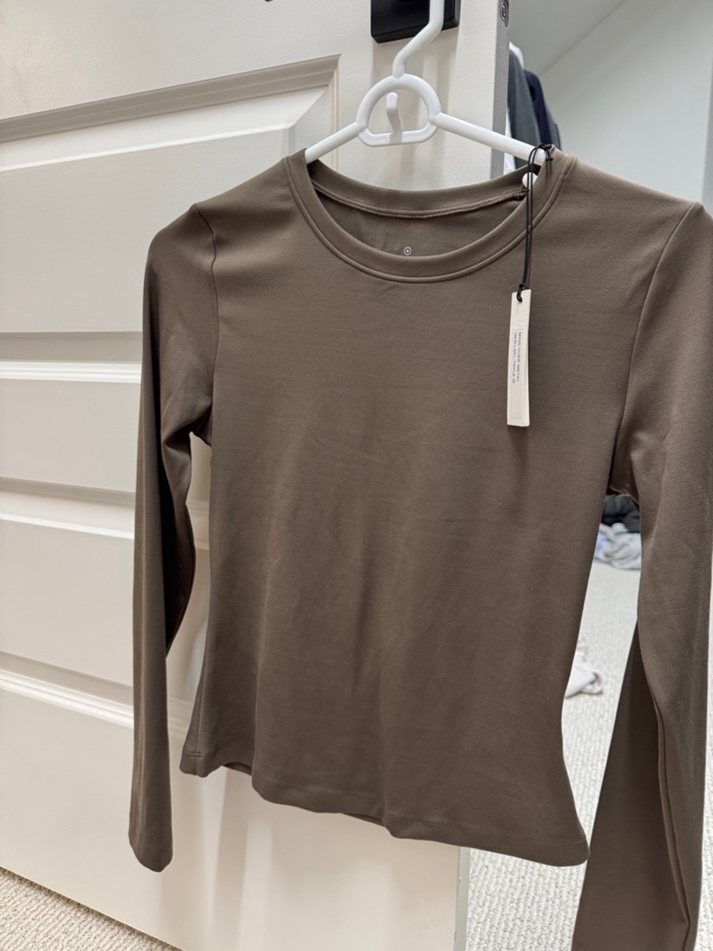 Paragon Reluna™ Full Length Long Sleeve Top Truffle - brand new w tags - Picture 4 of 5